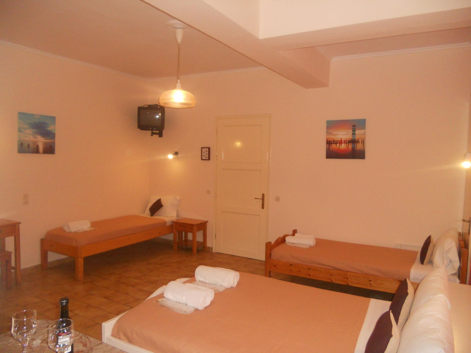 Elli Marina Studios And Apartments 贝尼蔡斯 外观 照片